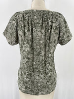 New Christopher & Banks Green Top, S Petite