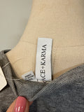Grace + Karma Gray Sweatshirt, M
