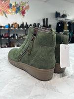 Easy Spirit Green Suede Sesol Ankle Boots, 9