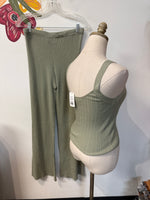 American Eagle 2pc Green Top + Pants, M