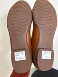 New without tags Clarks Caramel Leather Sara Bay Shoes, 11 Wide