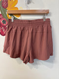 New Lululemon Shake It Out 2.5" Shorts, L