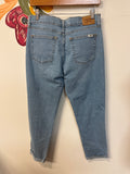 Levi's Signature Heritage Boyfriend 26" Inseam Cuffed Jeans, 6