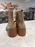 So Tan Boots, 8.5