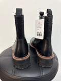 Dream Pairs Black Boots, 8.5