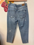 American Eagle Mom 27" Inseam Jeans, 6