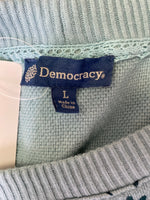 Democracy Ombre Top, L