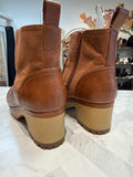 Universal Thread Brown Boots, 7