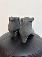 A2 Gray Boots, 9