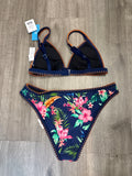 New Cupshe 2pc Blue Swimsuit, M/L (top is medium/bottoms are large)