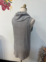 Staccato Gray Top, L
