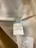 White Poncho  , M