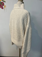 Double Zero Ivory Sweater, M