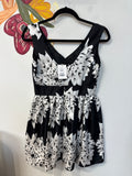 Harper Black/White Dress, S