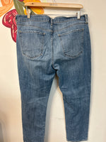 Old Navy Boyfriend Mid Rise Jeans, 12