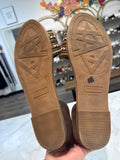 Andiamo Sandals, 8 Wide