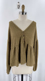 New In Green Top, L