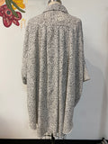 Easel Black/Cream Top, 1X