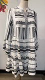 Elan White/Black Dress, L
