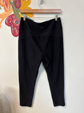 Avalanche Black with Zip Pockets Leggings, L