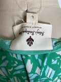 Betsey's Boutique Shop Green Top, L