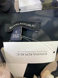 New Banana Republic Black Print Top, S