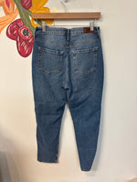 Hollister Ultra High Rise Mom Jeans, 5 Short