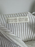 Abercrombie & Fitch 2pc White Sweatshirt + Shorts, S/M