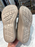 Bzees Sasha Shoes, 7.5 Wide