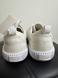 Levi's White/Ivory Canvas Shoes, 8.5