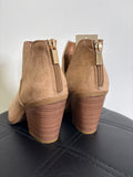 Bamboo Upstream Brown Boots, 6.5