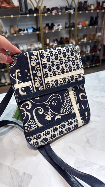 New Vera Bradley Flipster Twirly Birds Navy Crossbody Bag, 9"x8.5"
