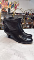 Nine West Black Half Pint Boots, 7.5