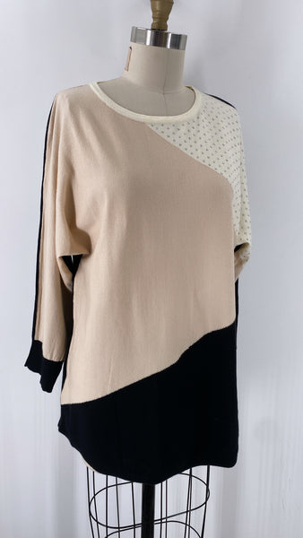 Northern Angel Tan/Black Sweater, 2X