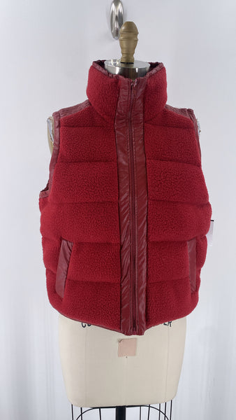New TCEC Crimson Red Vest, S