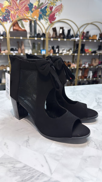Tinstree Black Shoes, 11