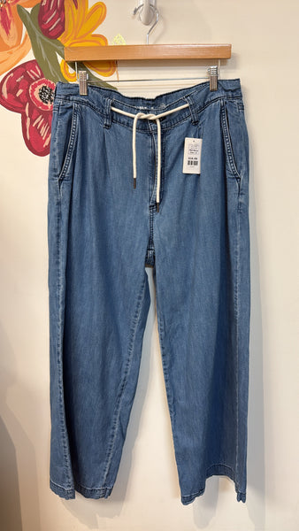 Old Navy Drapey Drawcord Wide Leg Jeans, 12