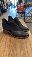 Sonoma Black Boots, 6