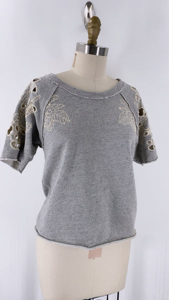 Lucky Lotus Gray Top, S