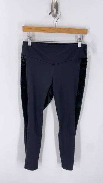 Victoria's Secret Black Pocket Leggings, L