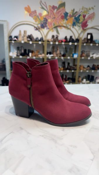 Style & Co Burgundy Boots, 7.5