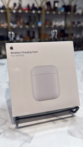 New Apple 1st & 2nd Generation AirPods Wireless Charging Case