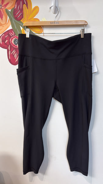 Yogalicious Black Pocket Leggings, 1X