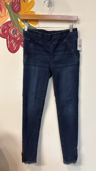 New York & Co Pull On Zip Cuff Jeans, S