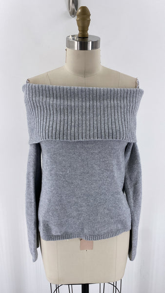 Old Navy Gray Off Shoulder Sweater, M