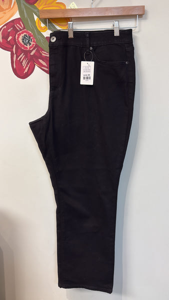 St. John's Bay Black Straight Leg Jeans, 22W Short