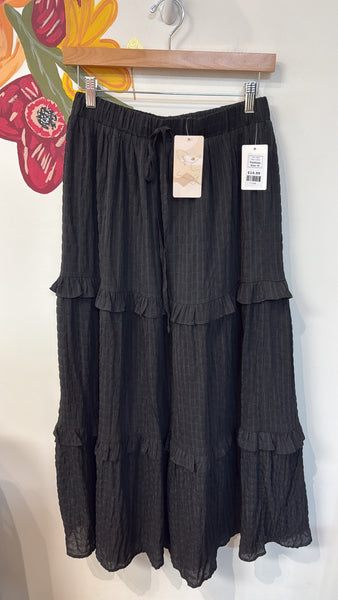 New Fashion Black Skirt, M