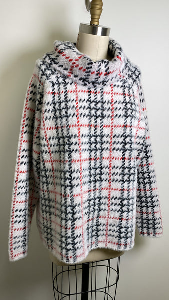 Leo & Nicole White/Red/Black Sweater, XL