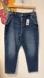 American Eagle Button Fly Mom Jeans, 6 Short