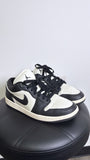 Nike Black 1 Lo SE Shoes, 9